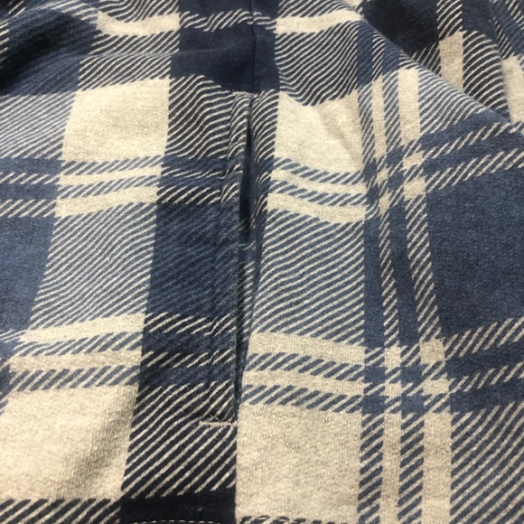 OP full Zip plaid hoodie listing as men’s but looks unisex Large - Picture 6 of 11